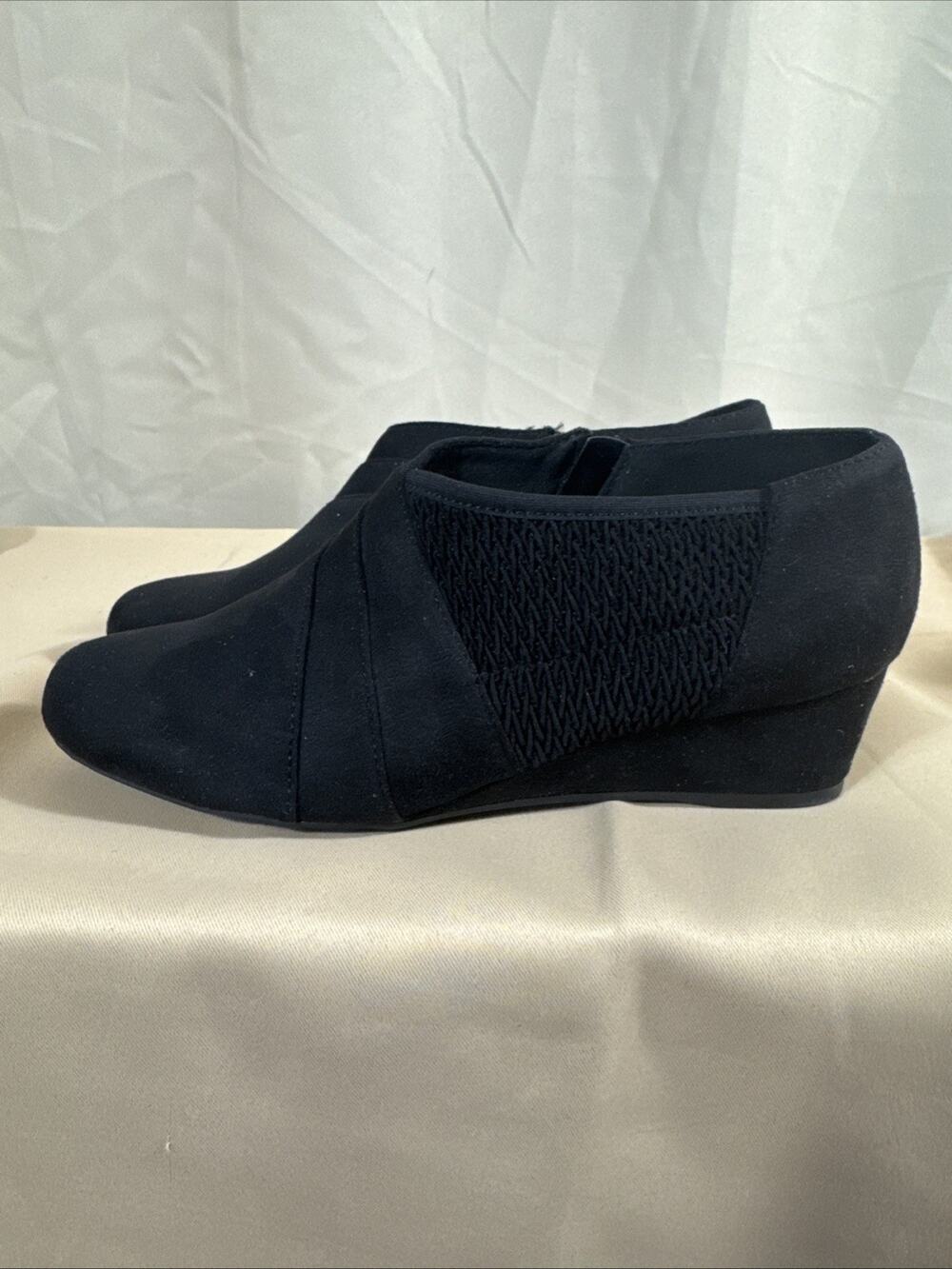 Impo Women’s 8W Black Stretch Ankle Booties Wedge Heel Memory Foam Comfort